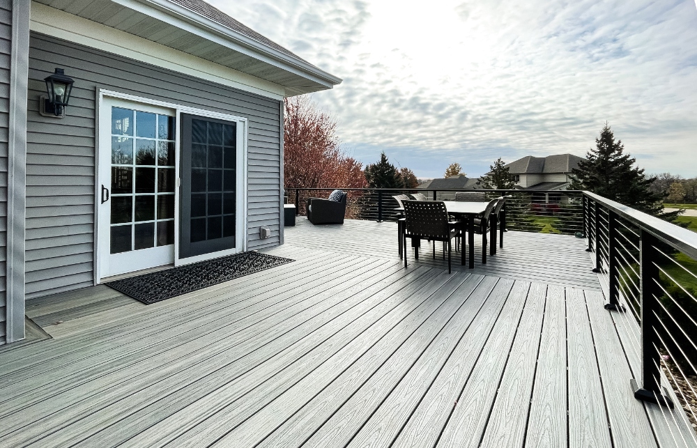 modern deck project patterson construction and design